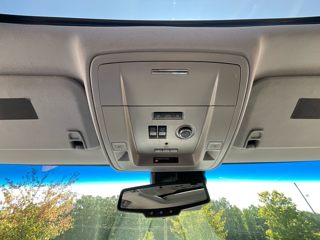 2017 Chevrolet Tahoe Image 24