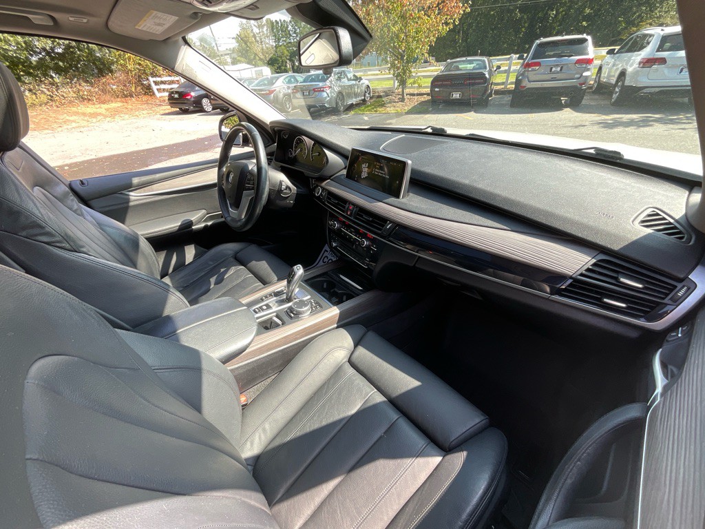2016 BMW X5 Image 18