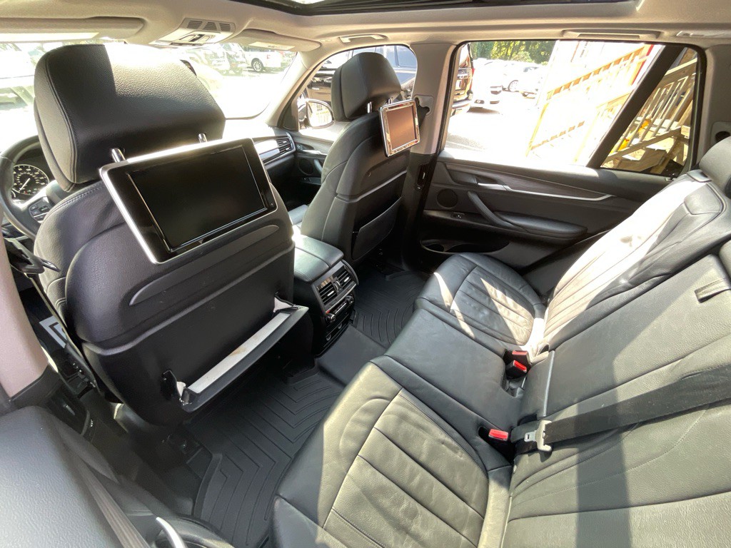 2016 BMW X5 Image 30