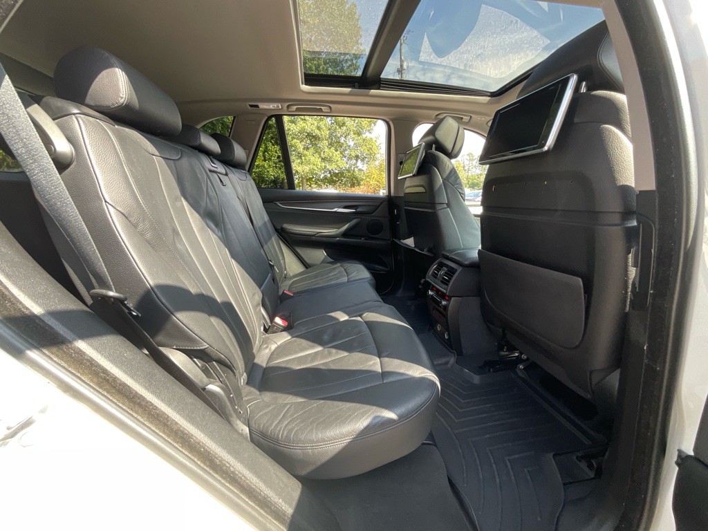 2016 BMW X5 Image 32