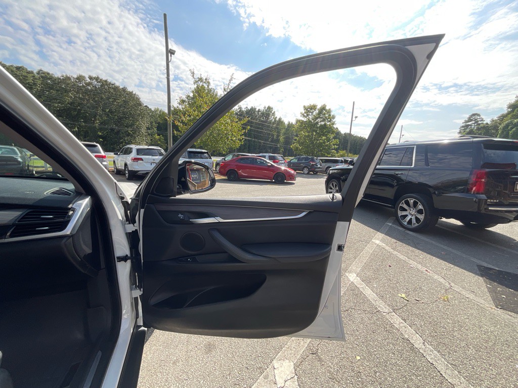 2016 BMW X5 Image 49