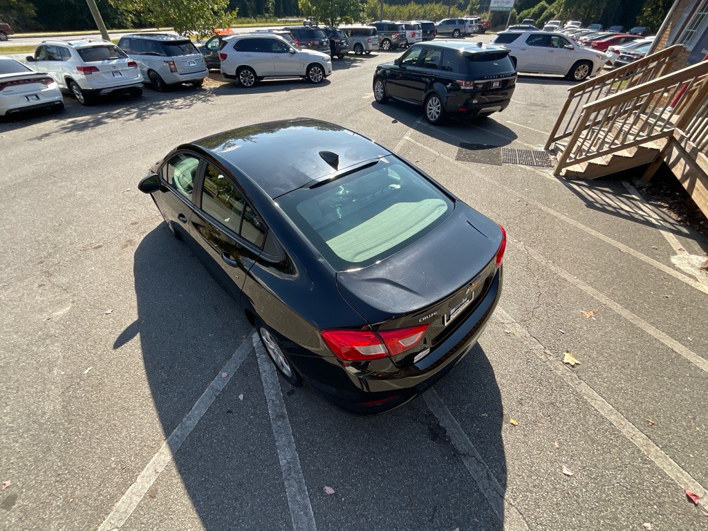 2018 Chevrolet Cruze Image 10