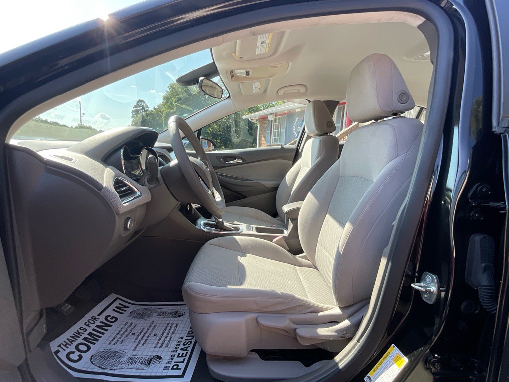 2018 Chevrolet Cruze Image 12