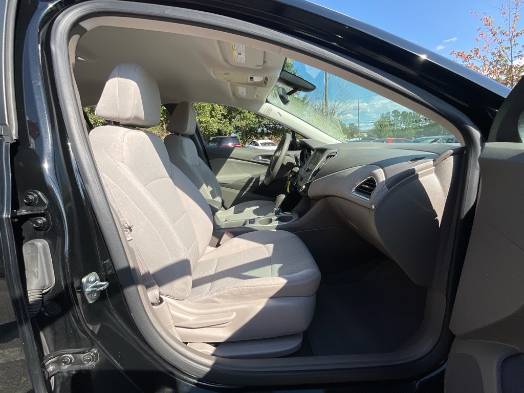 2018 Chevrolet Cruze Image 15