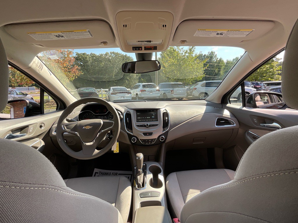 2018 Chevrolet Cruze Image 18