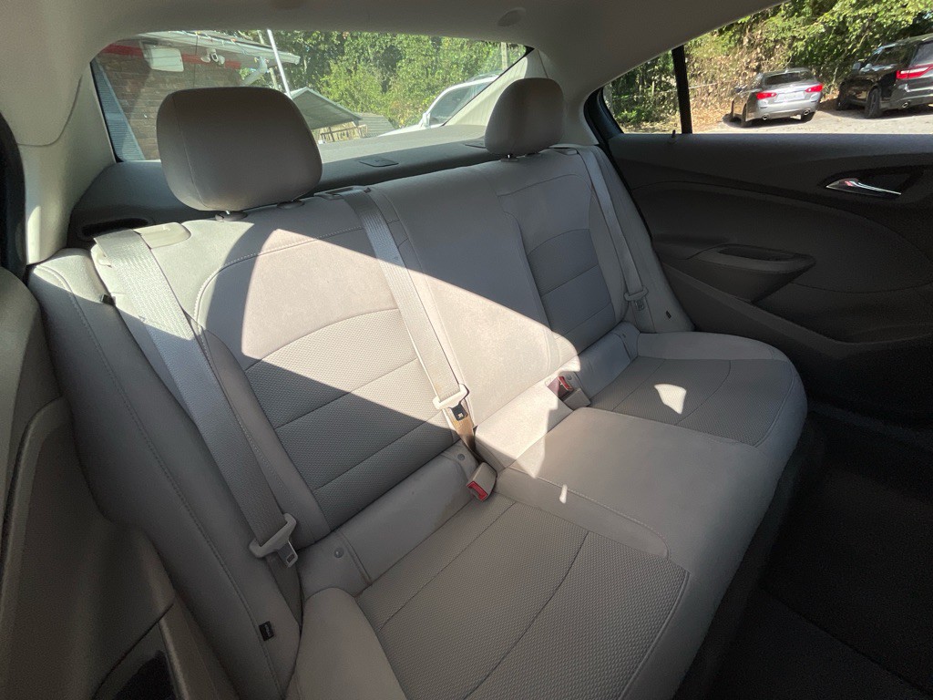 2018 Chevrolet Cruze Image 30
