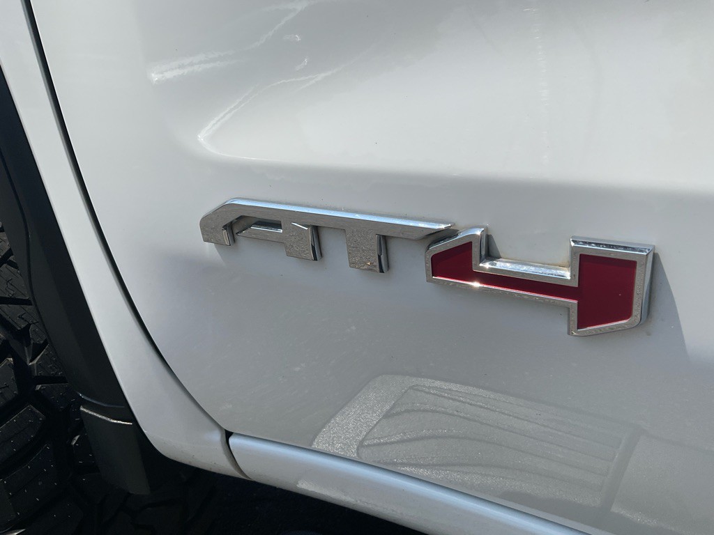 2019 GMC Sierra Image 10