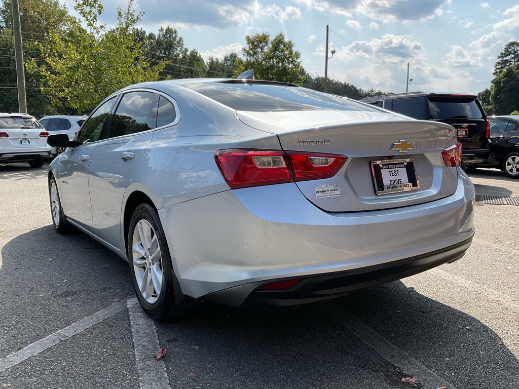 2017 Chevrolet Malibu Image 7