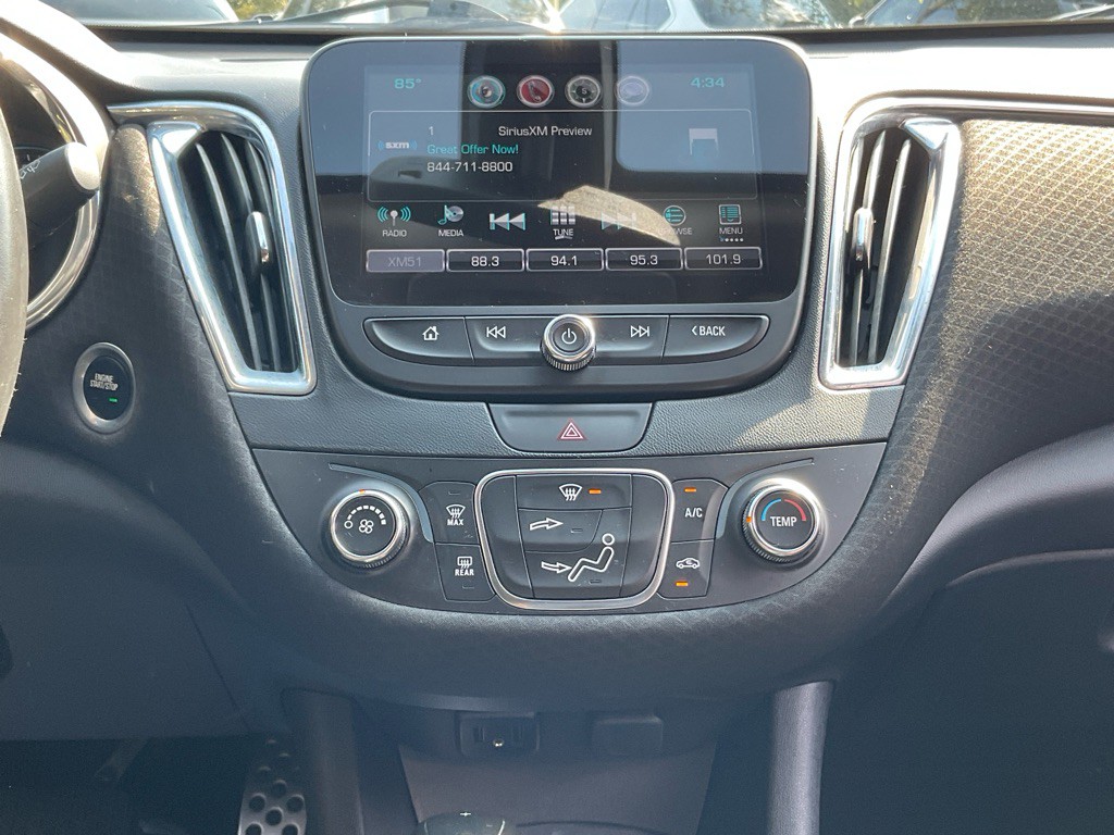 2017 Chevrolet Malibu Image 23