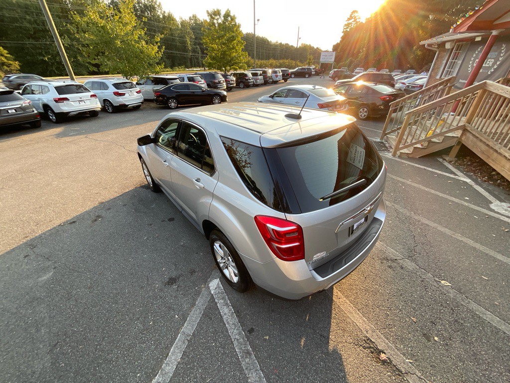 2017 Chevrolet Equinox Image 7