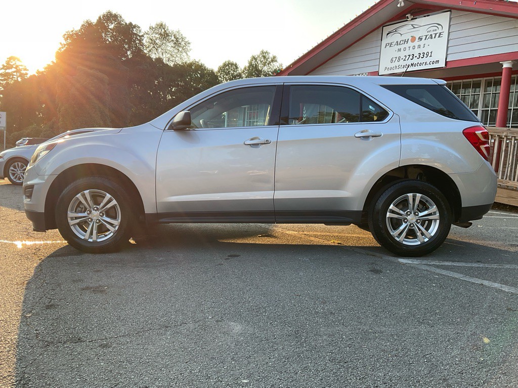 2017 Chevrolet Equinox Image 8