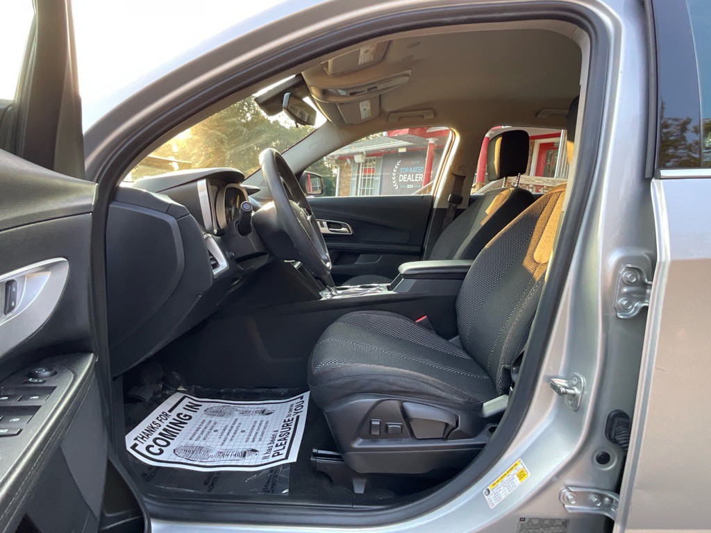 2017 Chevrolet Equinox Image 11