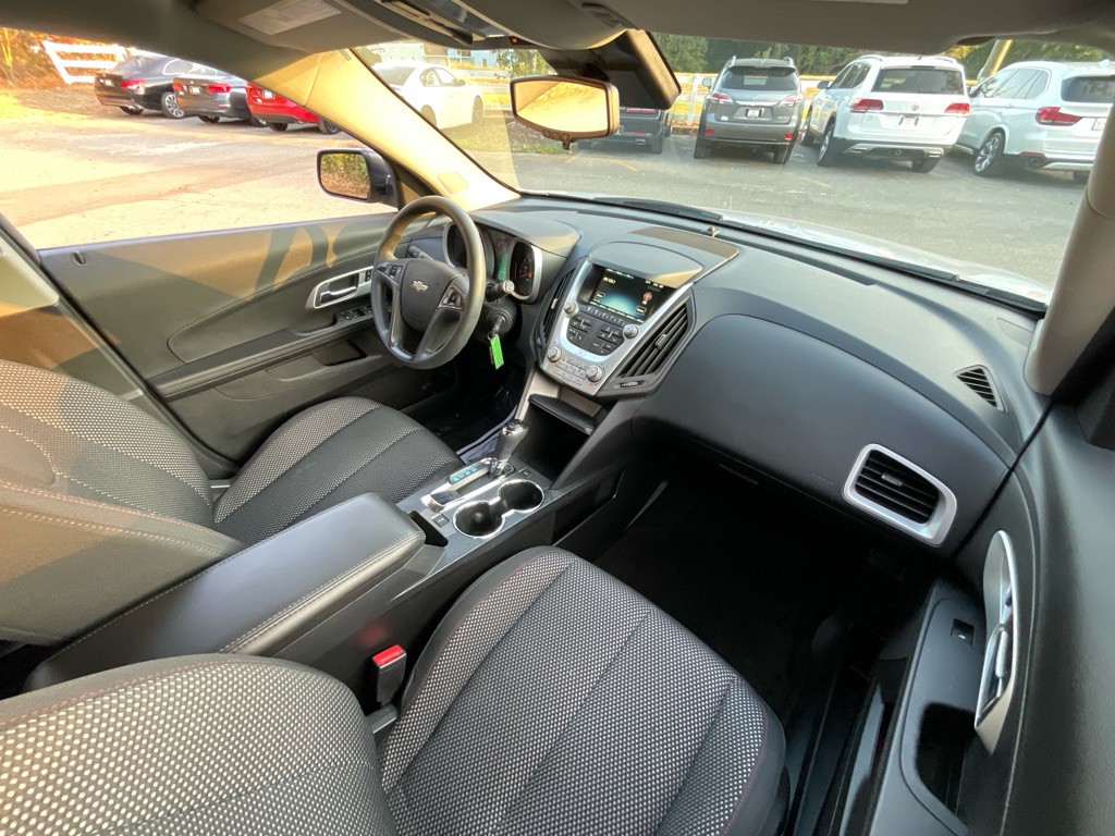 2017 Chevrolet Equinox Image 15