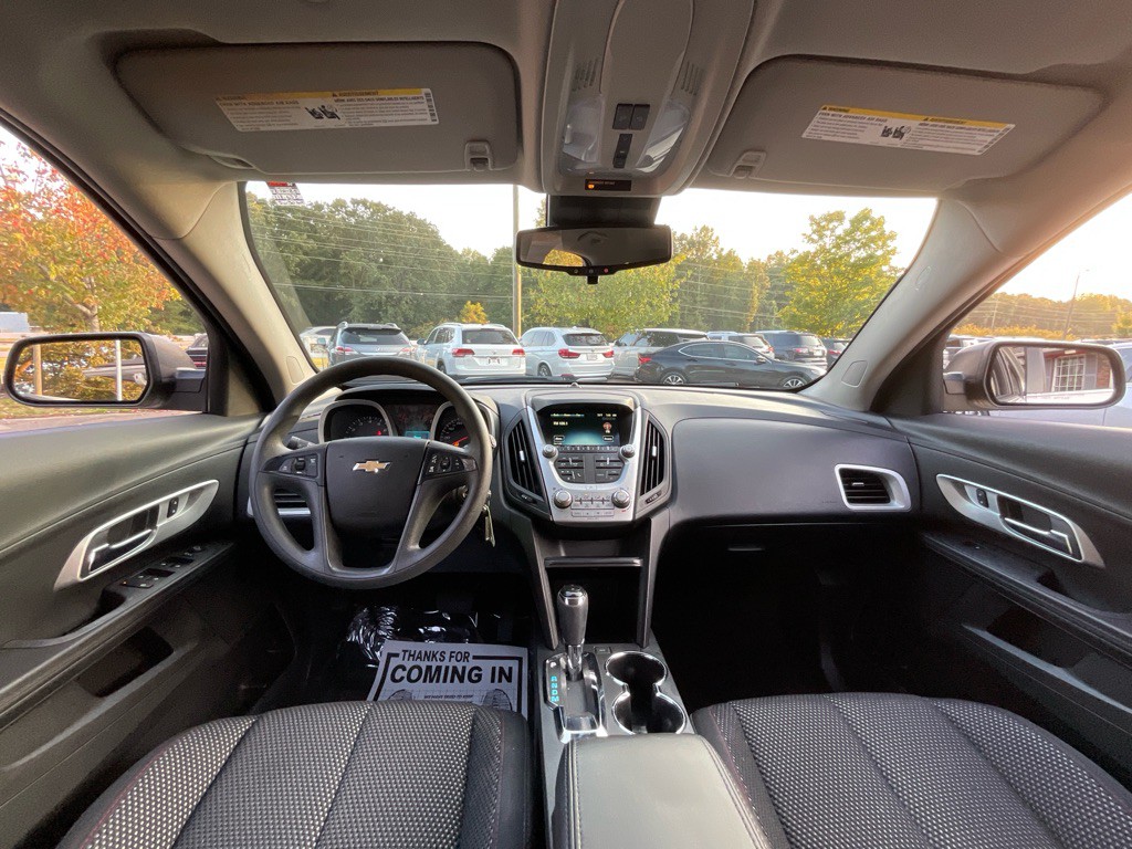 2017 Chevrolet Equinox Image 17