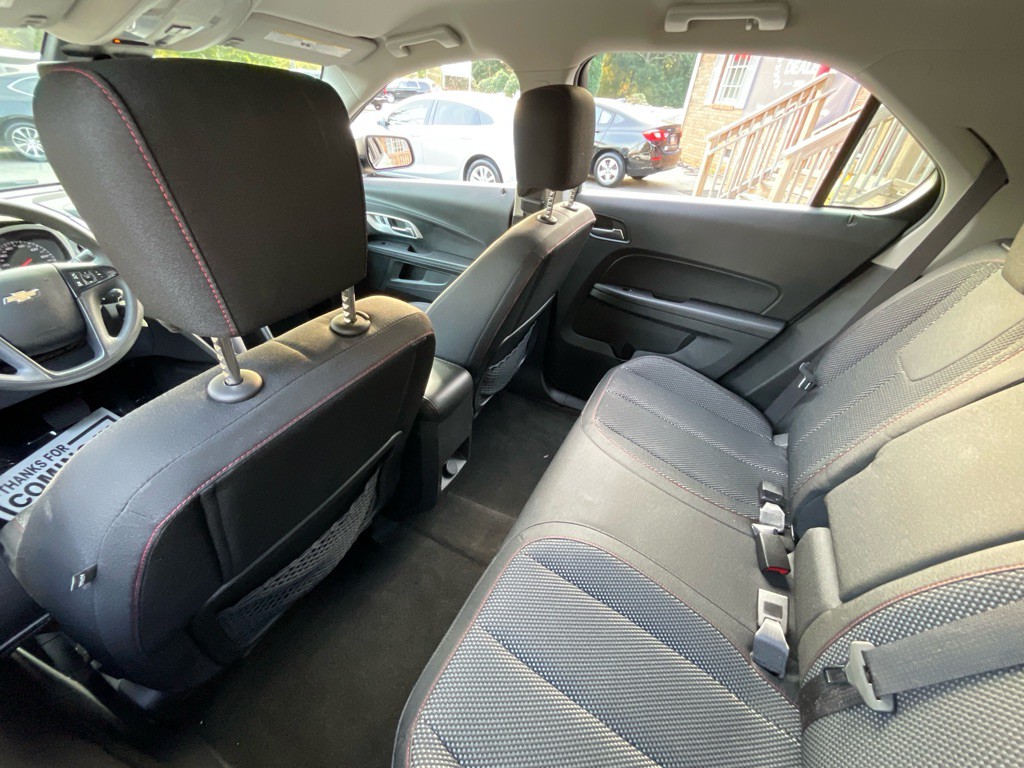 2017 Chevrolet Equinox Image 25