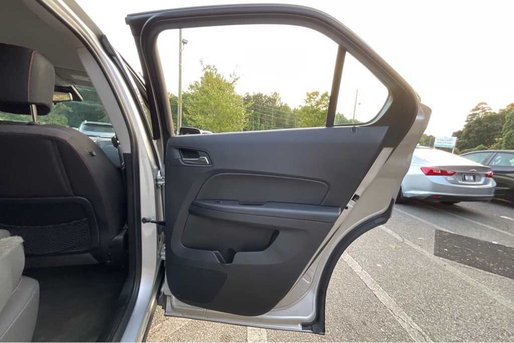 2017 Chevrolet Equinox Image 39