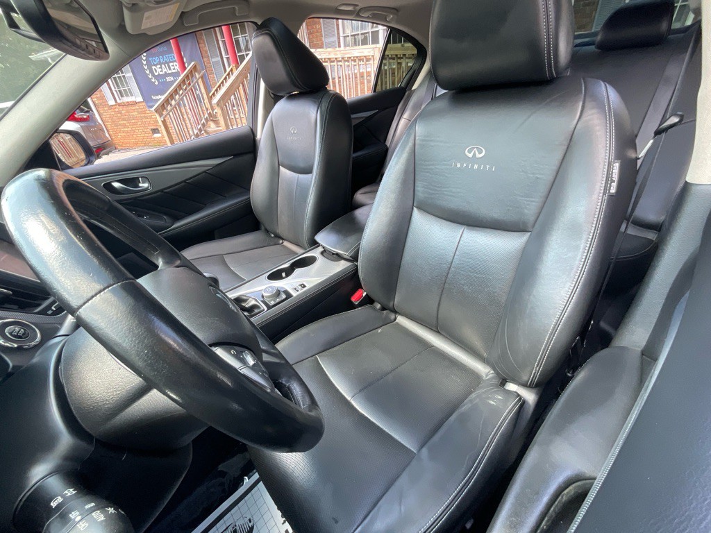 2014 INFINITI Q50 Image 15