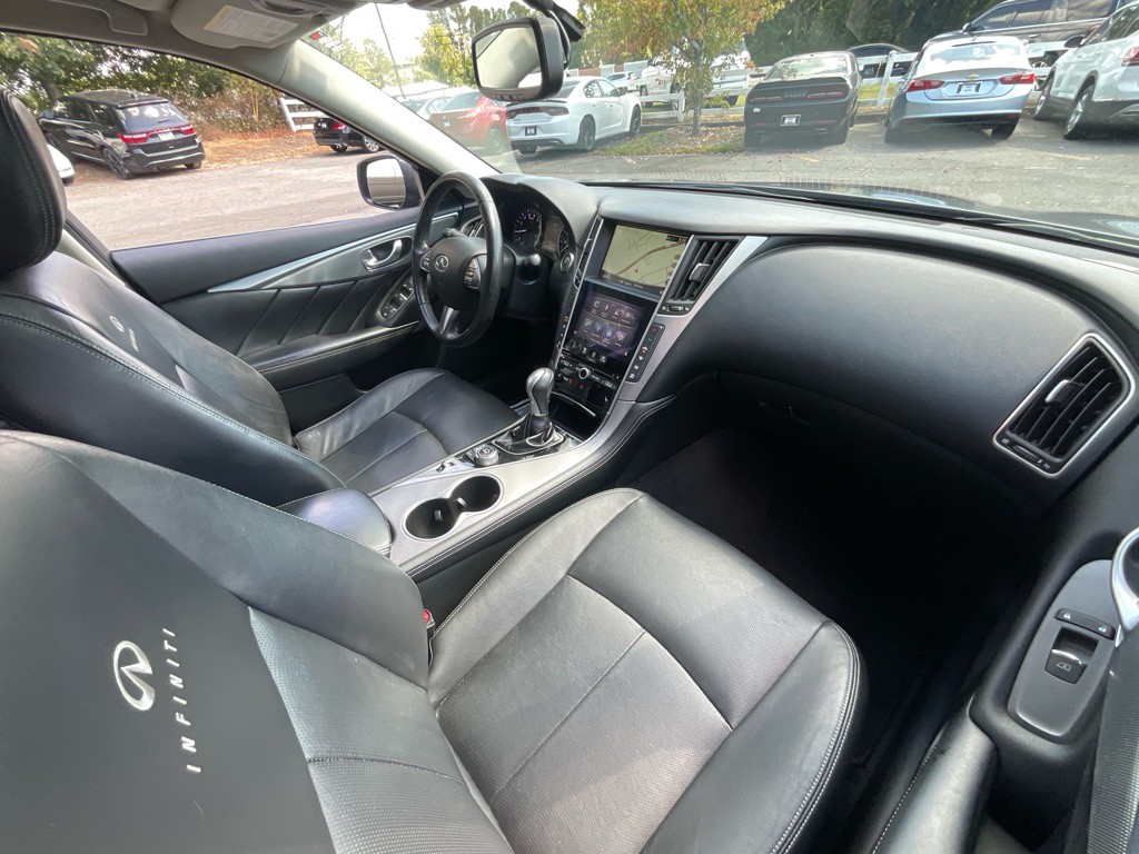 2014 INFINITI Q50 Image 17