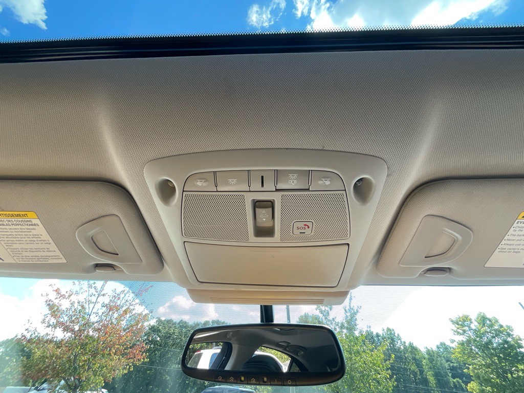 2014 INFINITI Q50 Image 26