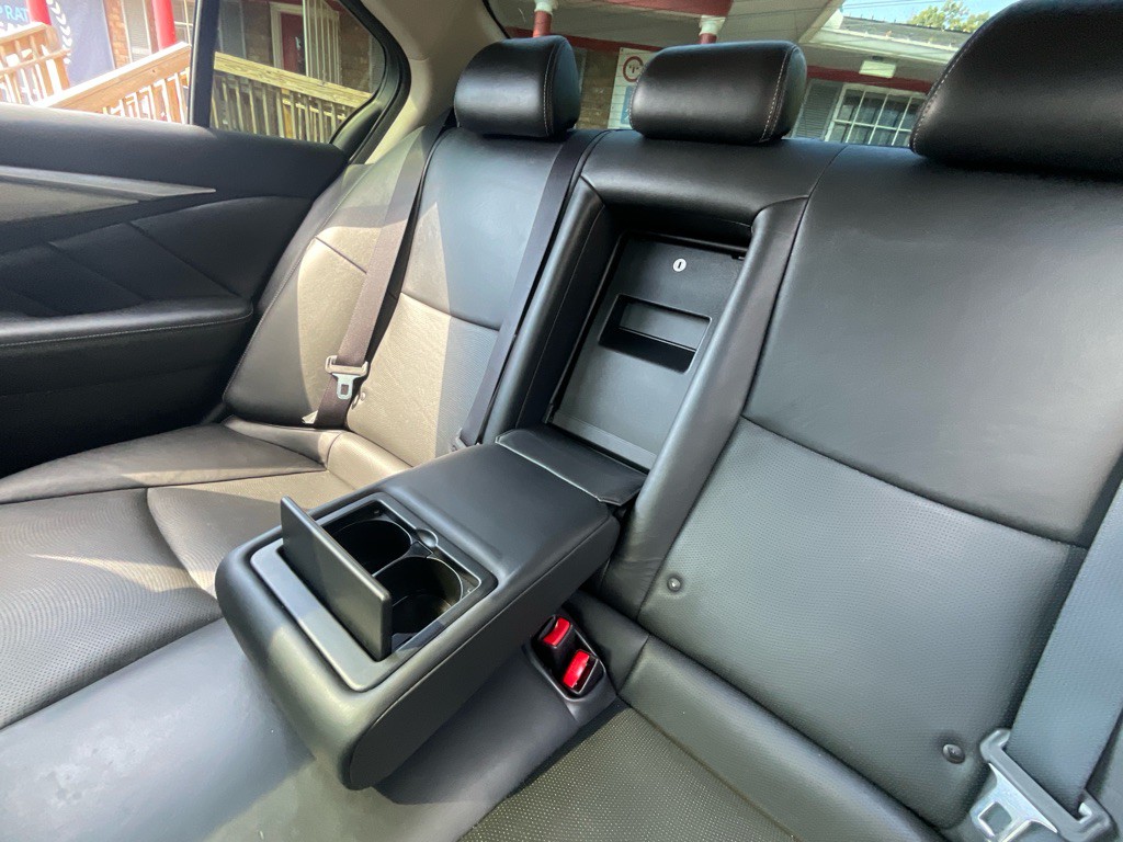 2014 INFINITI Q50 Image 34