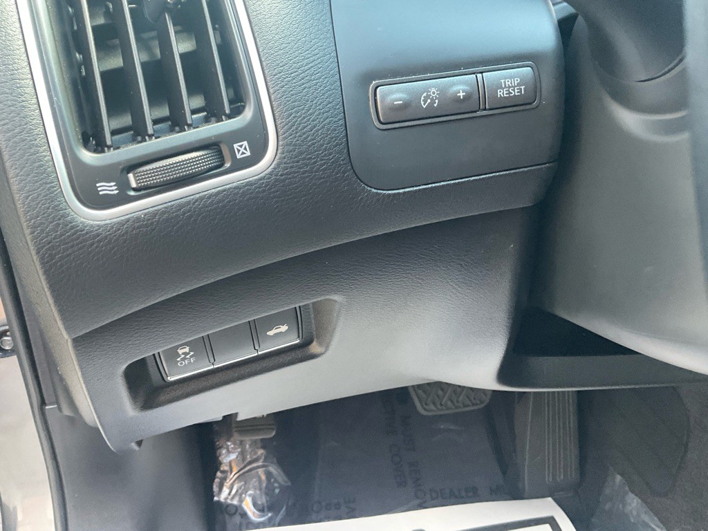 2014 INFINITI Q50 Image 41