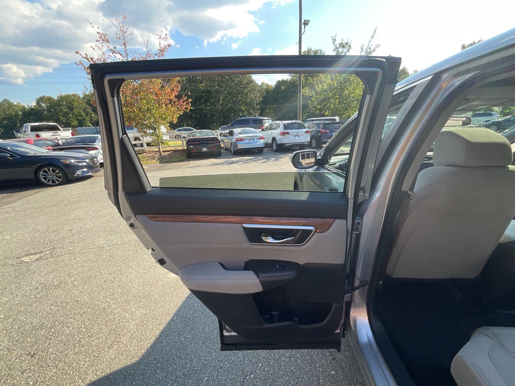 2019 Honda CR-V Image 42