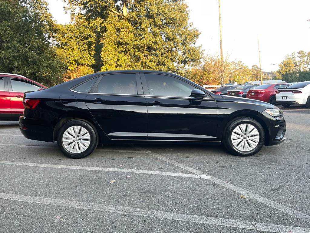 2019 Volkswagen Jetta Image 4