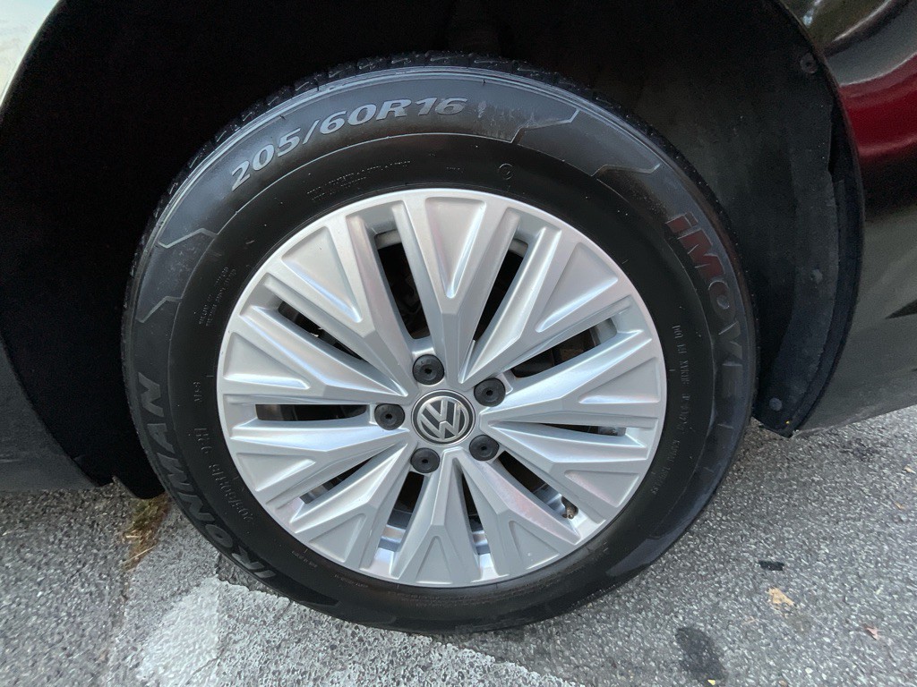 2019 Volkswagen Jetta Image 11