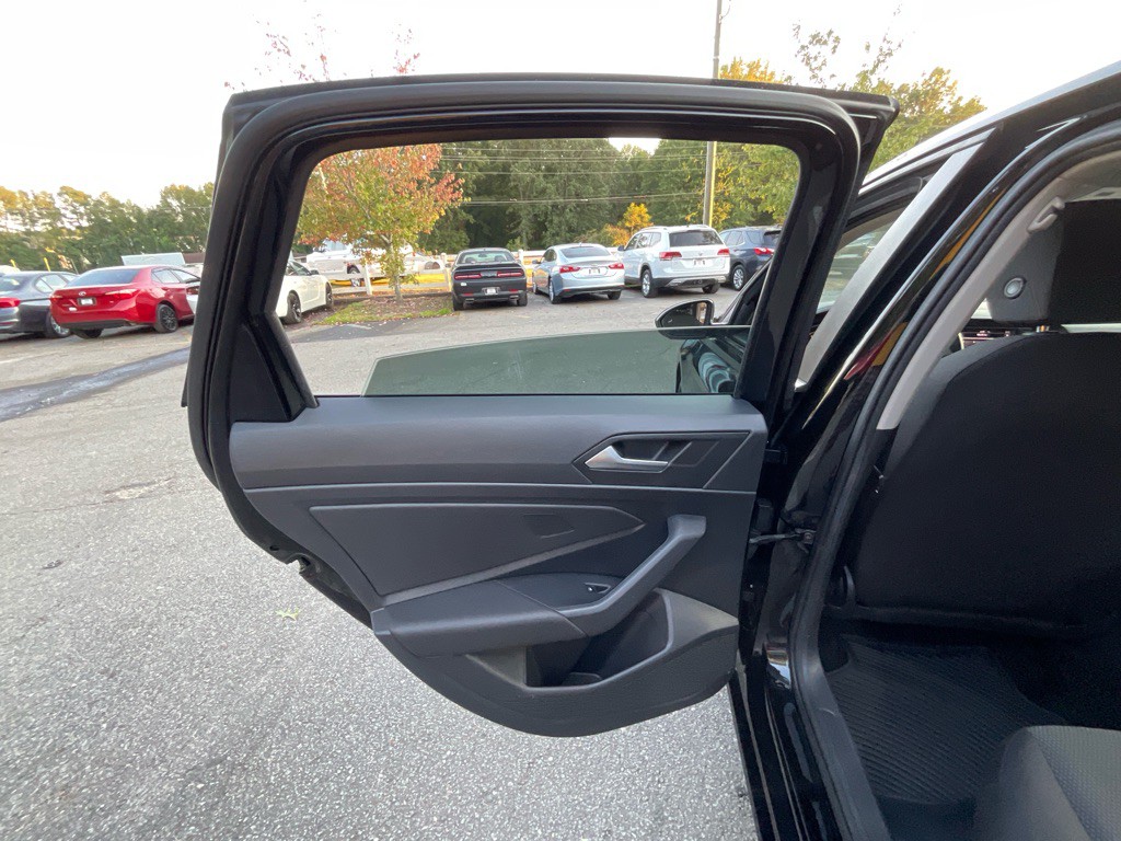 2019 Volkswagen Jetta Image 38