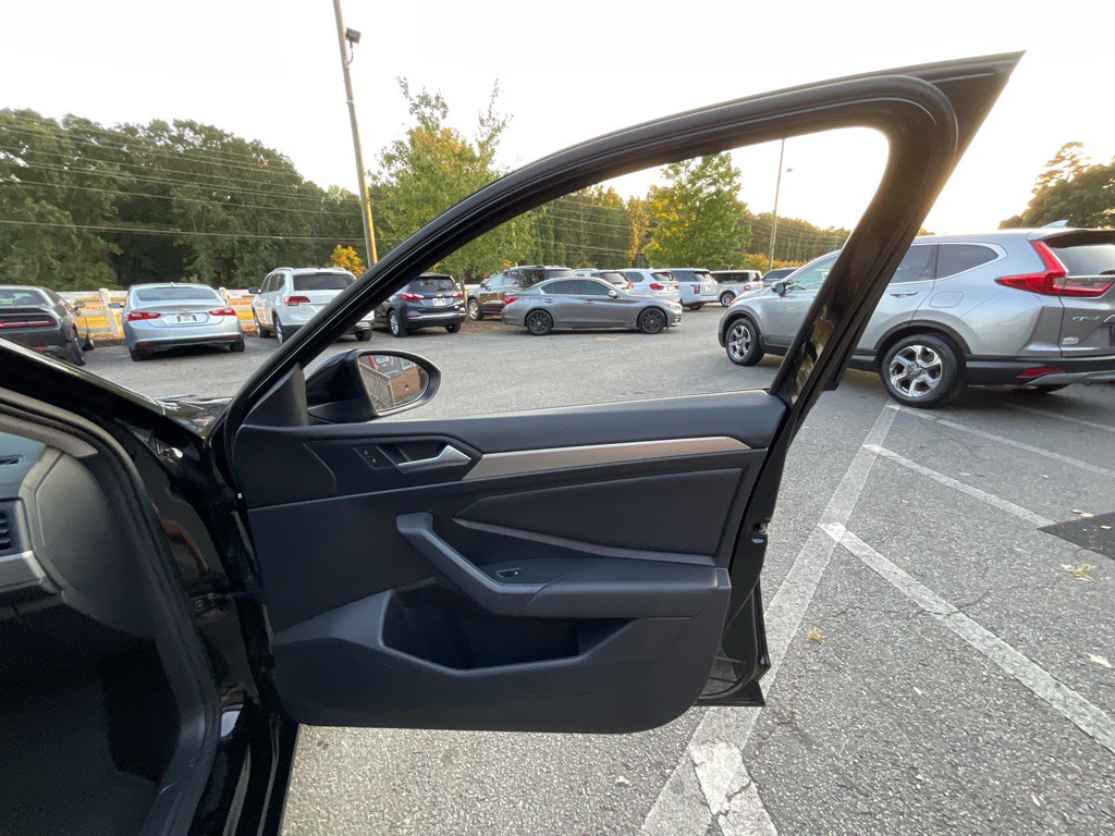 2019 Volkswagen Jetta Image 39