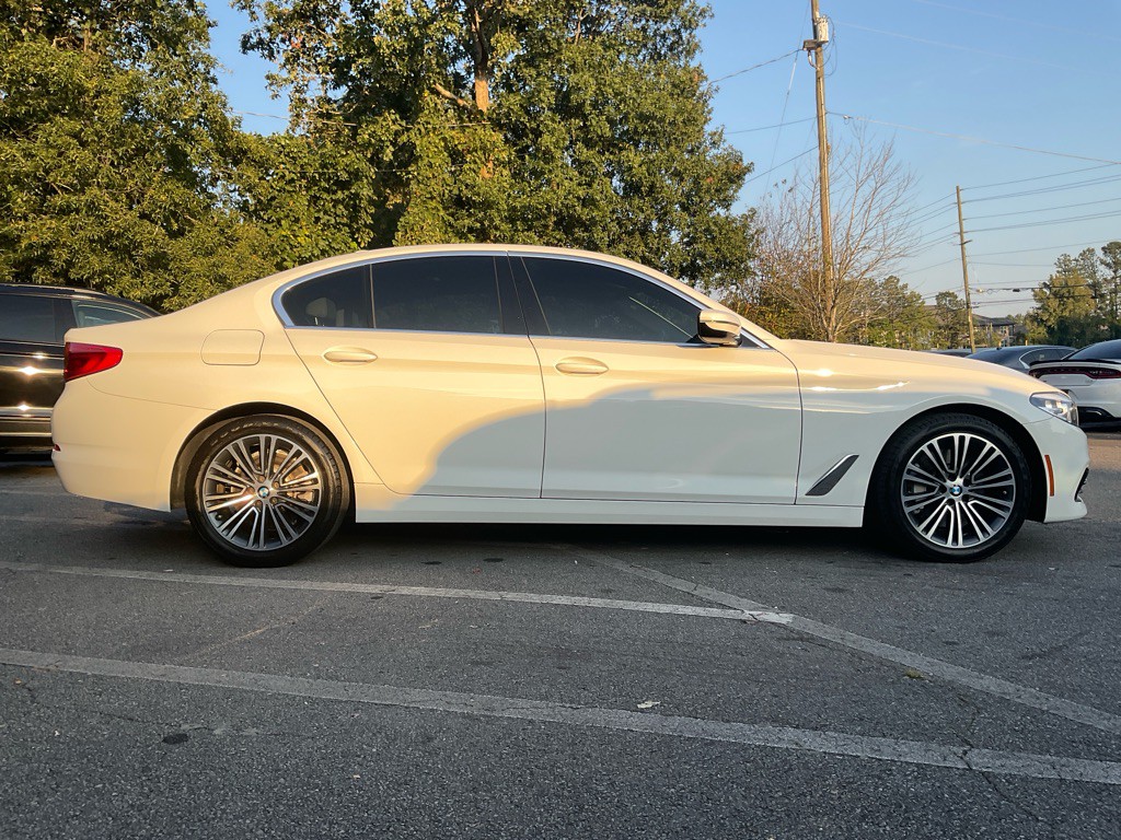 2019 BMW 5 Series Image 4