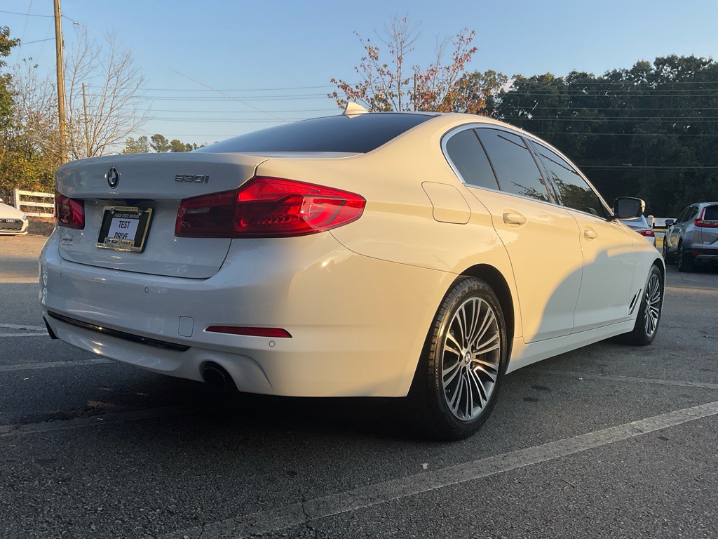 2019 BMW 5 Series Image 5