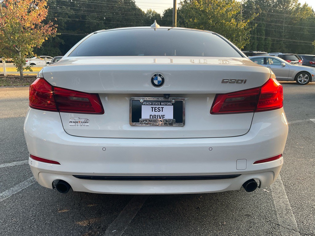 2019 BMW 5 Series Image 6