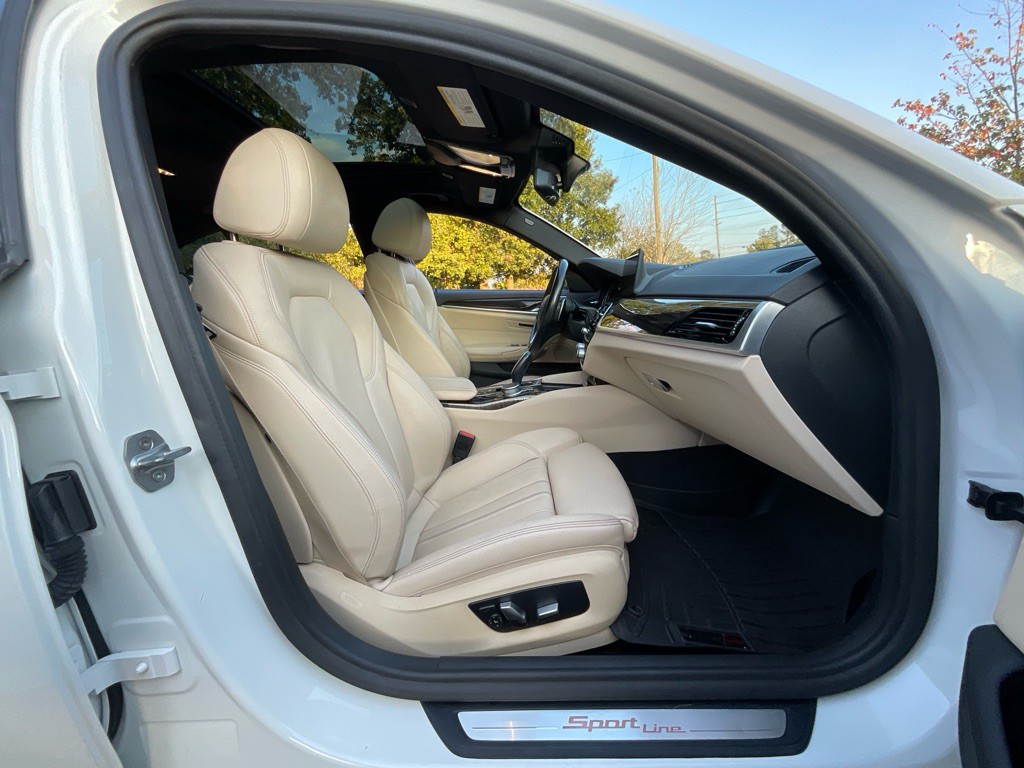 2019 BMW 5 Series Image 16