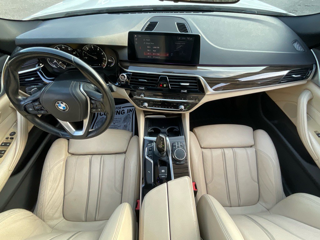 2019 BMW 5 Series Image 20