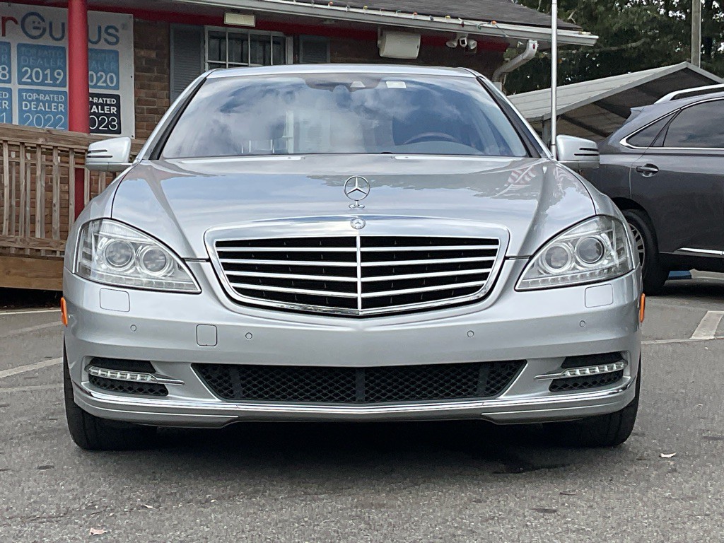 2010 Mercedes-Benz S-Class Image 2