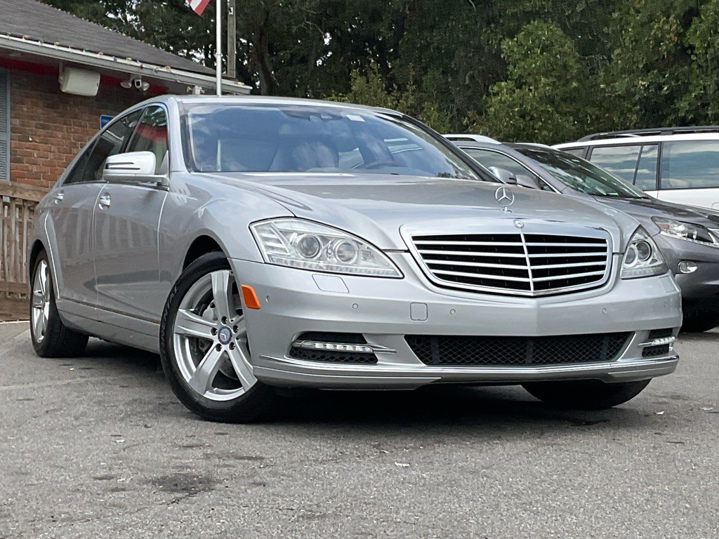 2010 Mercedes-Benz S-Class Image 3