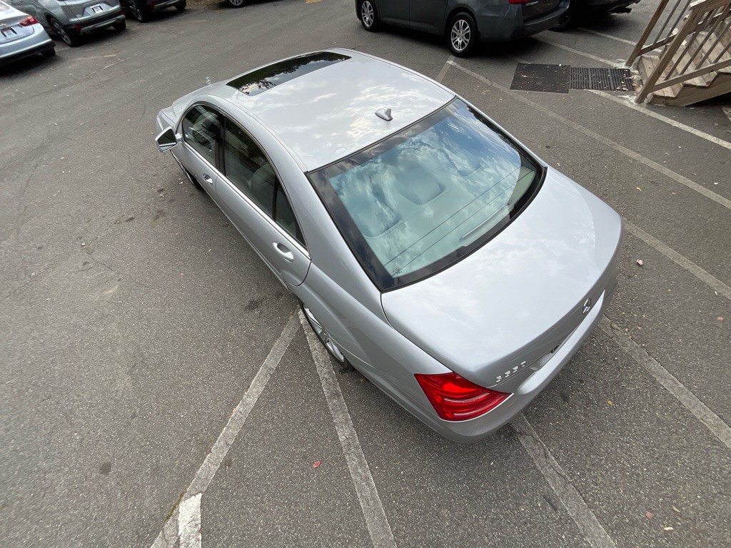 2010 Mercedes-Benz S-Class Image 9