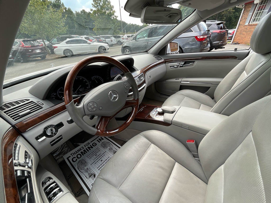 2010 Mercedes-Benz S-Class Image 13