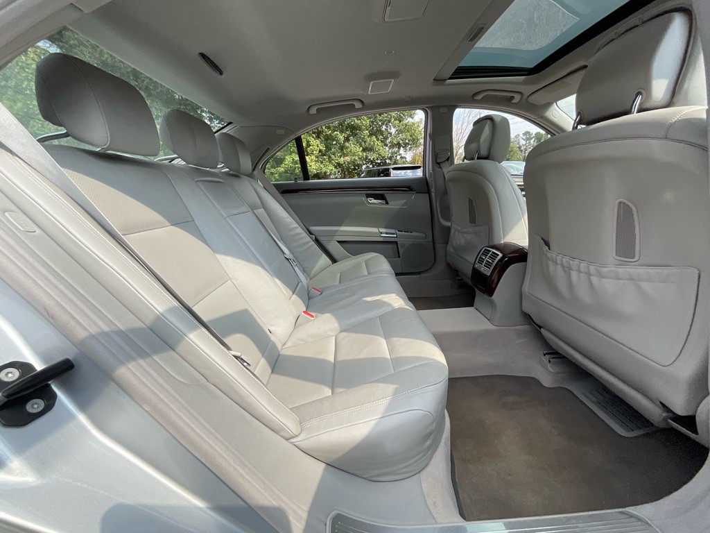 2010 Mercedes-Benz S-Class Image 30