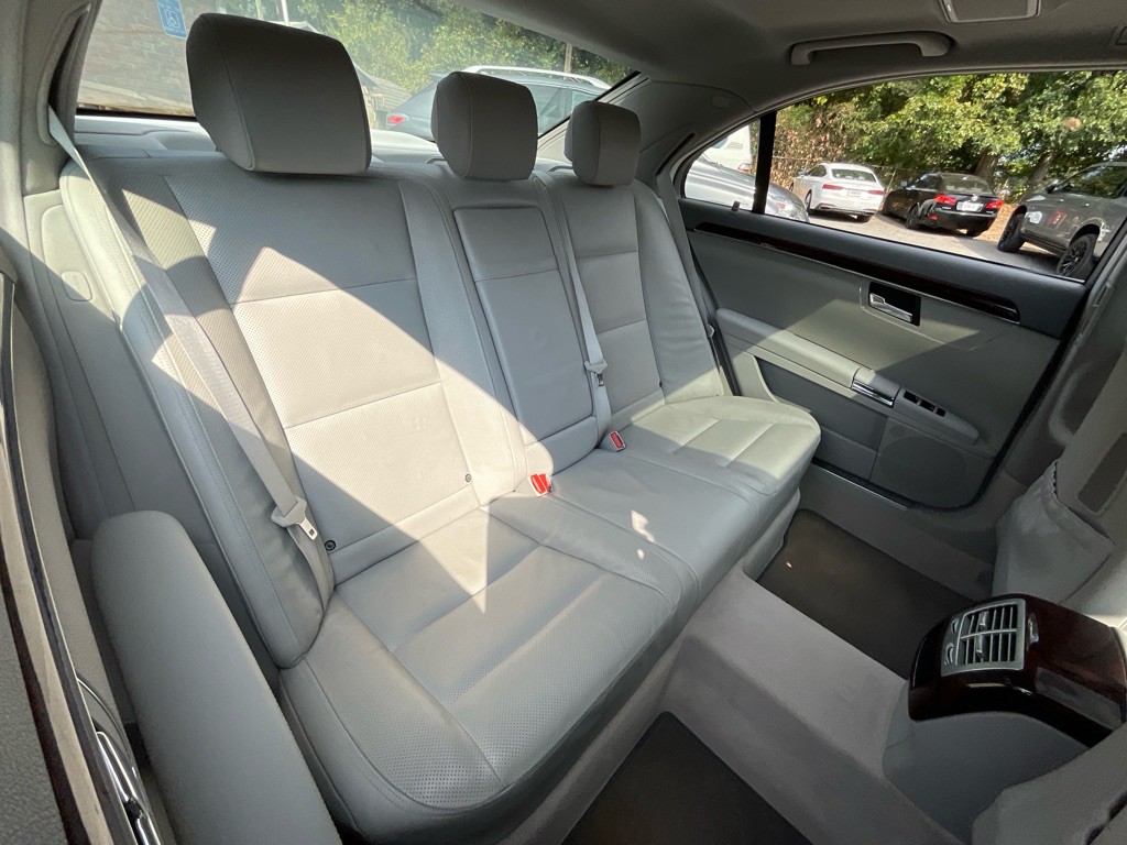 2010 Mercedes-Benz S-Class Image 32