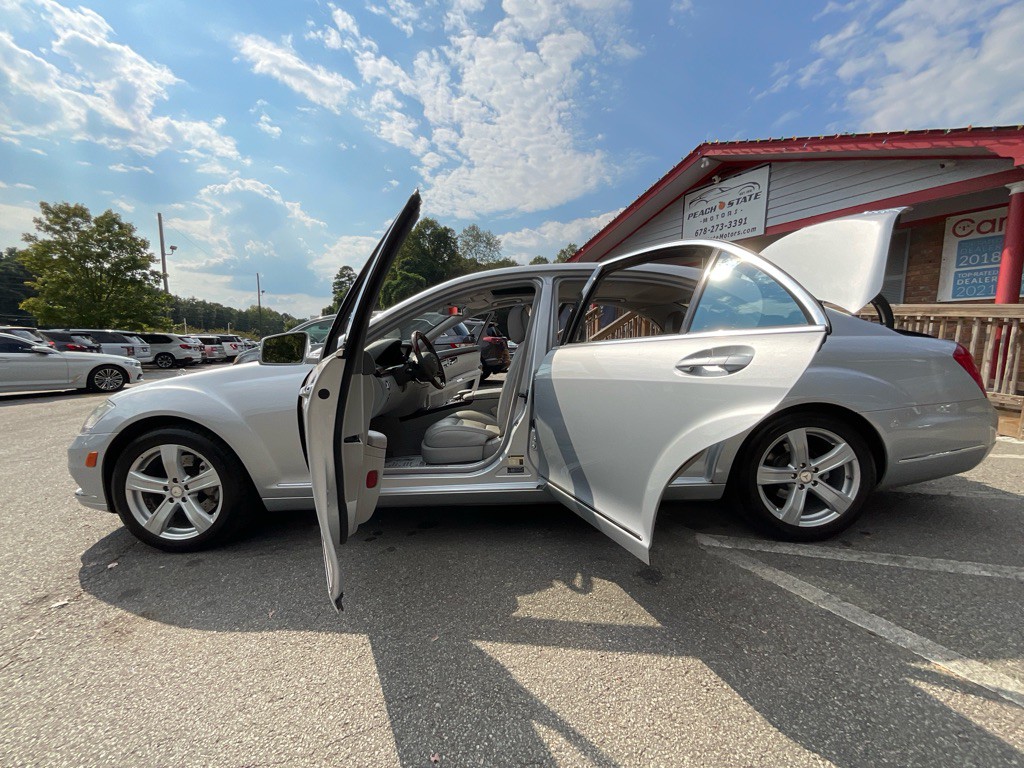 2010 Mercedes-Benz S-Class Image 36