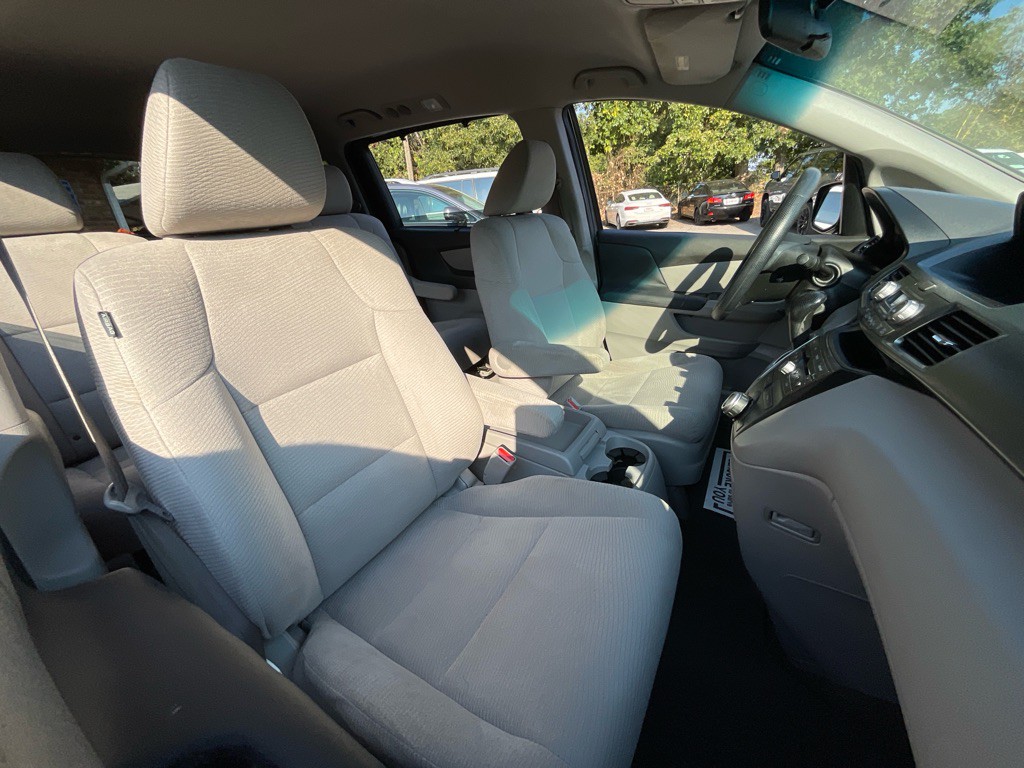 2012 Honda Odyssey Image 17