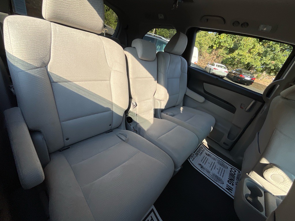 2012 Honda Odyssey Image 29