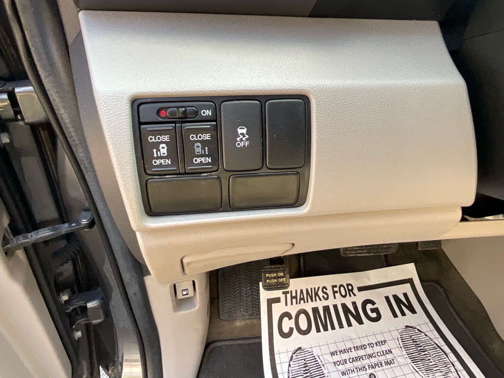 2012 Honda Odyssey Image 39