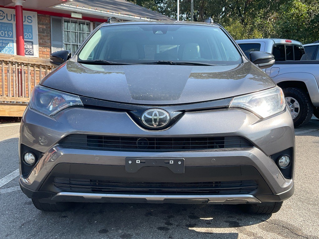 2018 Toyota Rav4 Image 2