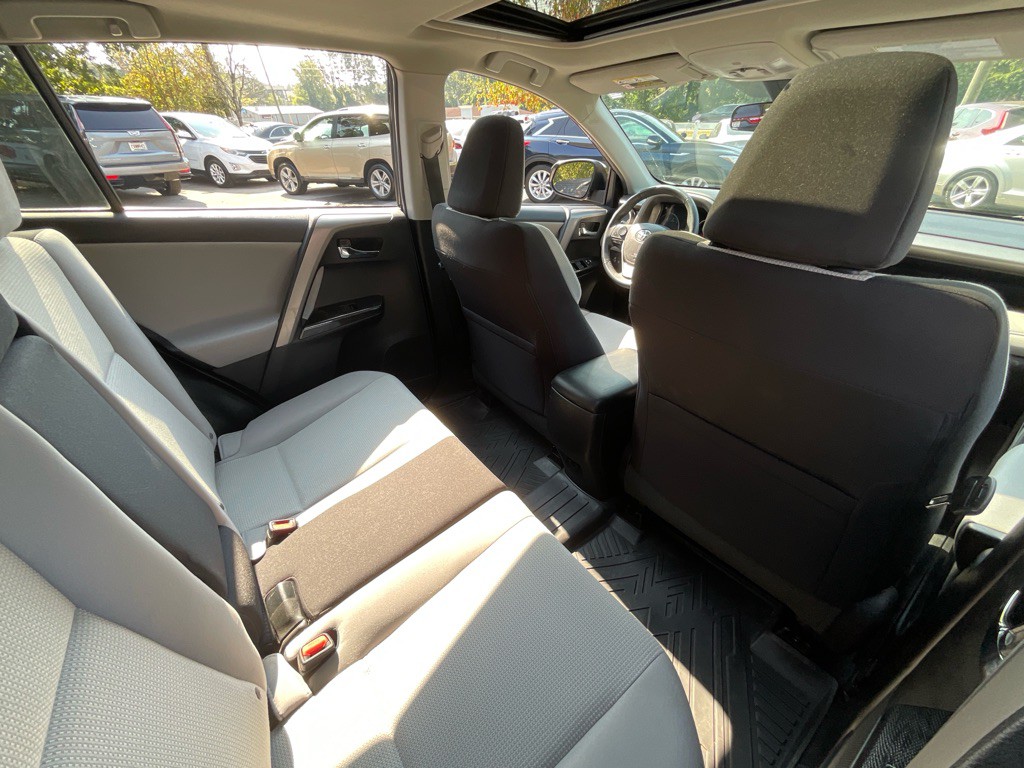 2018 Toyota Rav4 Image 28