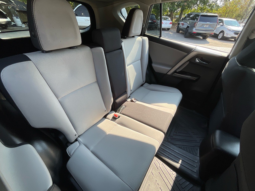 2018 Toyota Rav4 Image 29