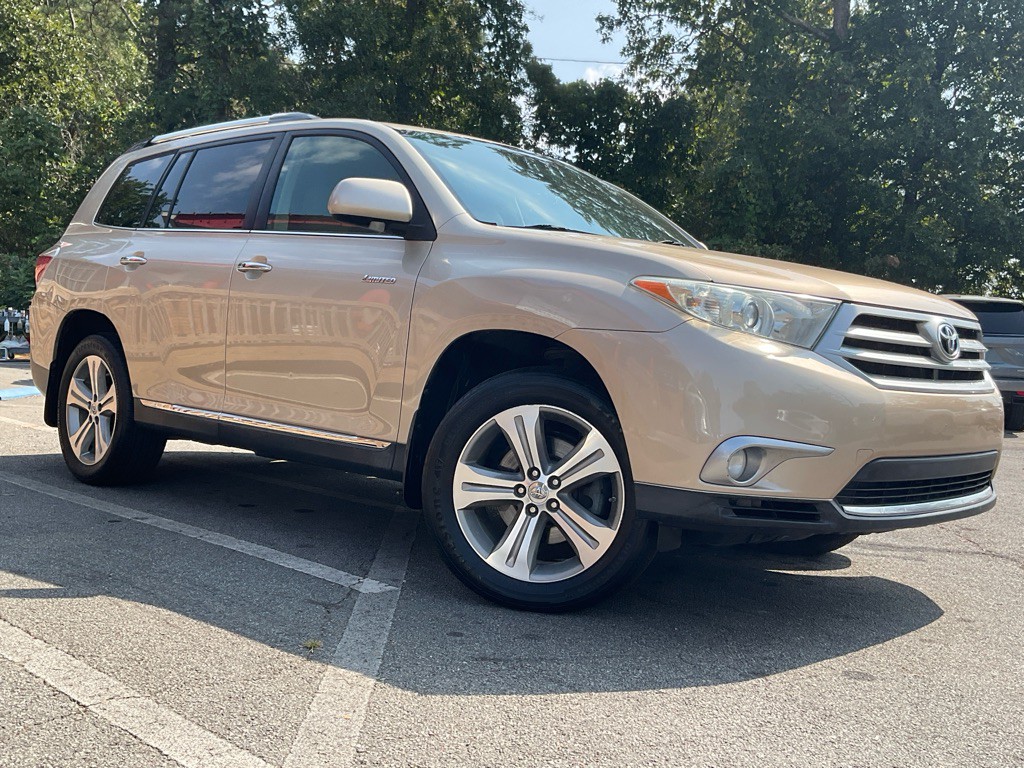 2013 Toyota Highlander Image 3