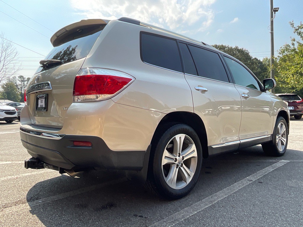 2013 Toyota Highlander Image 5